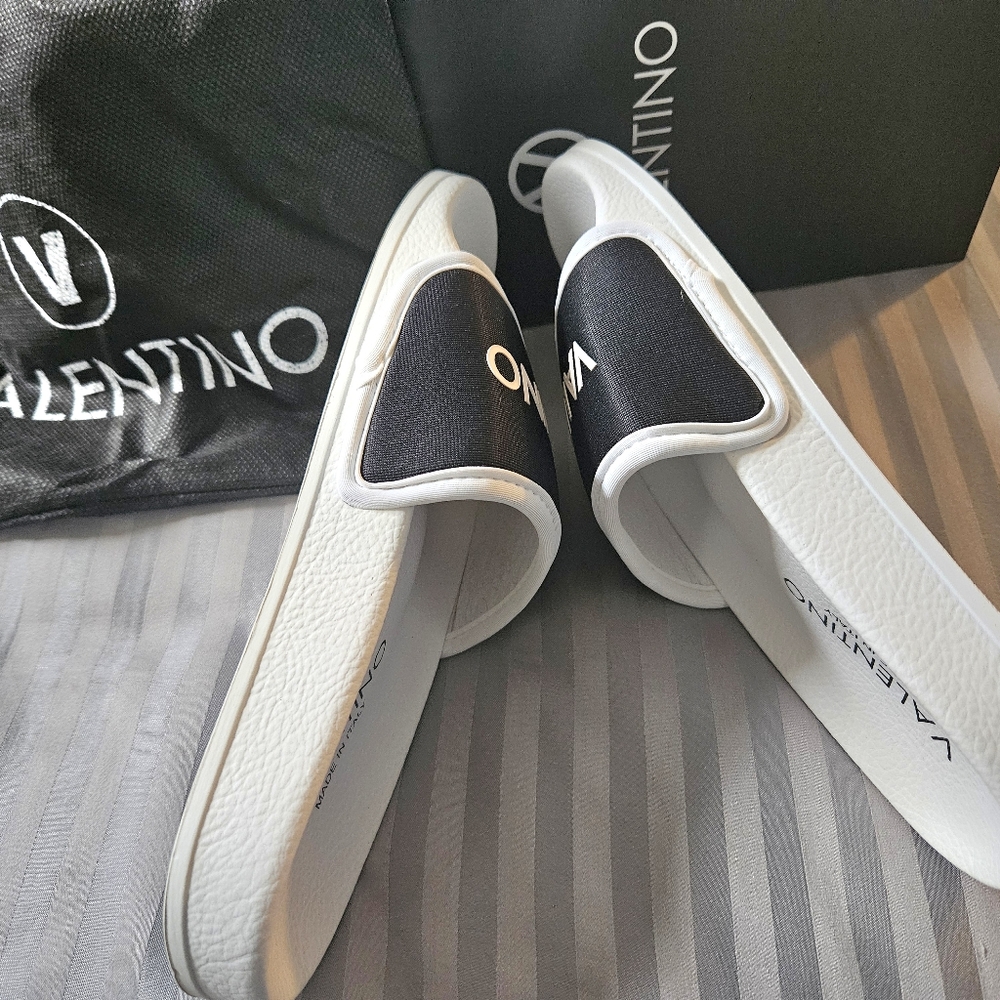 Valentino Slides Black+White Slide Sandals New/box Size 6 TagDustbag Retails 599 - Picture 7 of 12